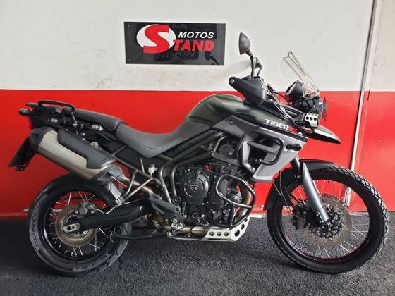 TRIUMPH TIGER 800 XCA 